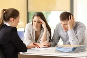 Two common mistakes divorcing spouses make